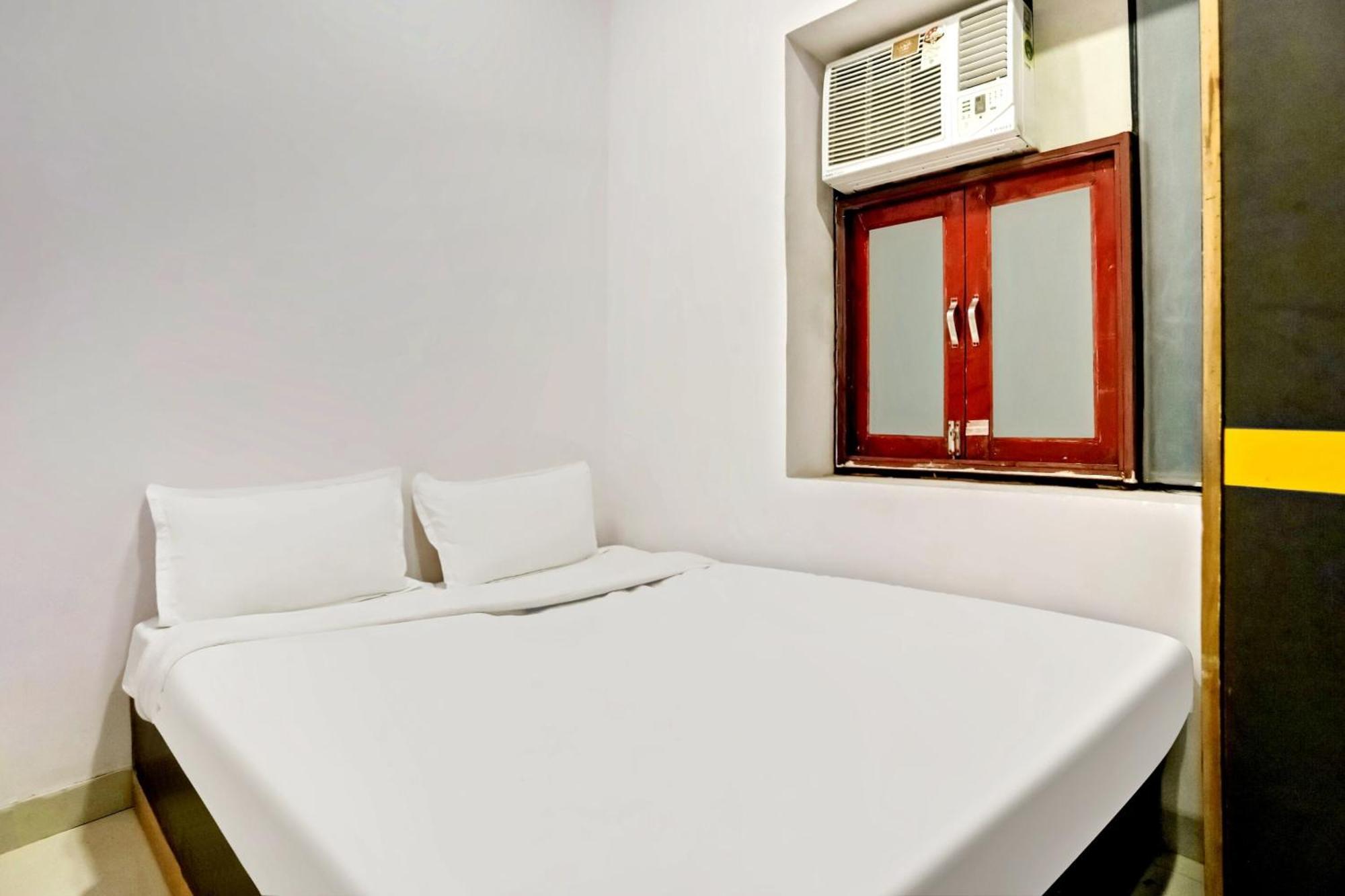 Hotel O North Campus Нью-Делі Екстер'єр фото