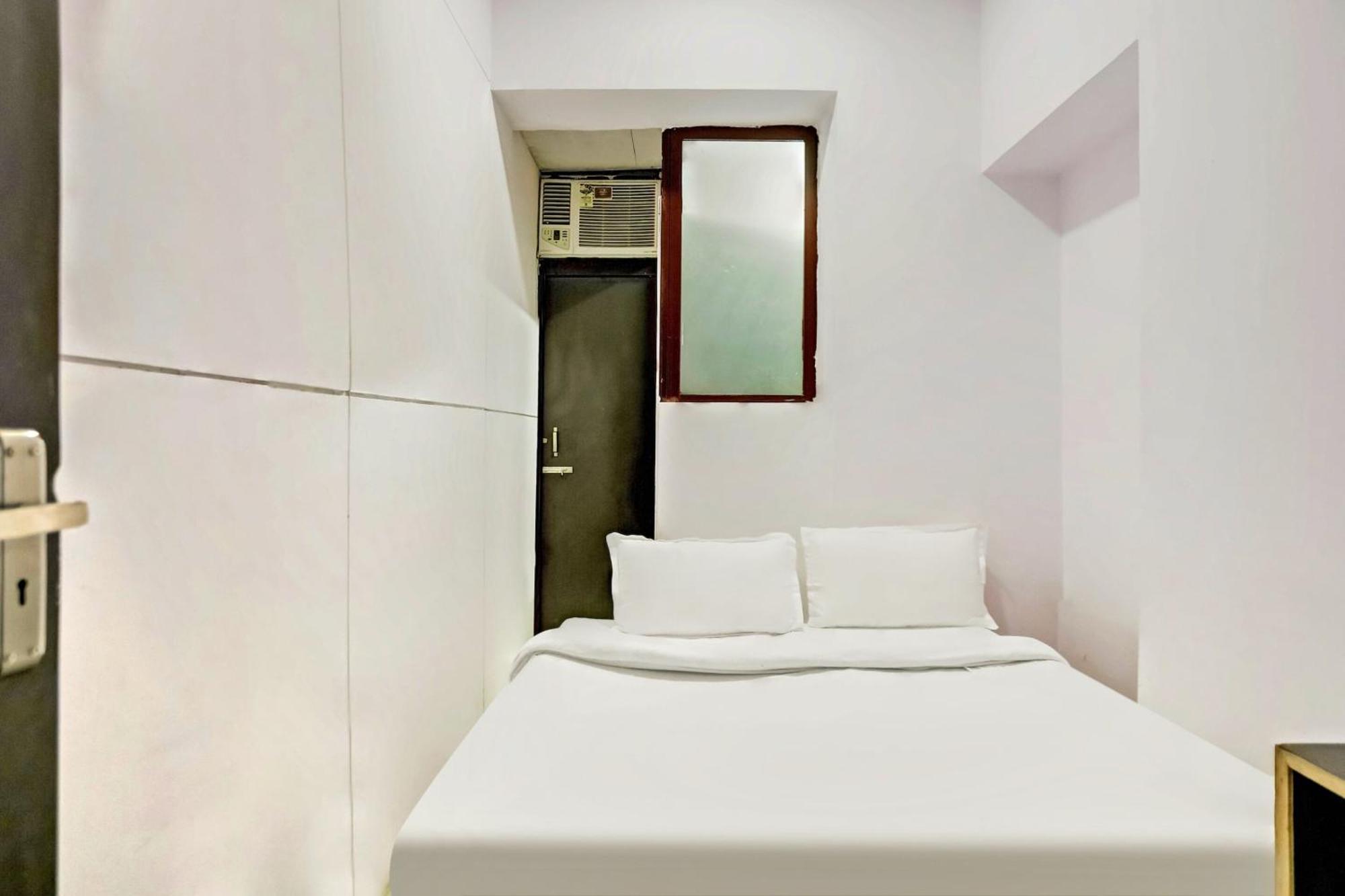 Hotel O North Campus Нью-Делі Екстер'єр фото